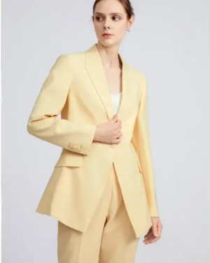 Elegant Sets for Fashion-Conscious Women